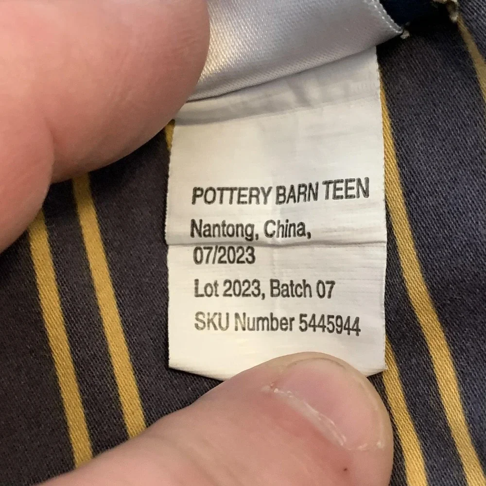 Pottery Barn Teen Pajama Tops Small Harry Potter Gryffindor Hufflepuff Lot‎ Of 2